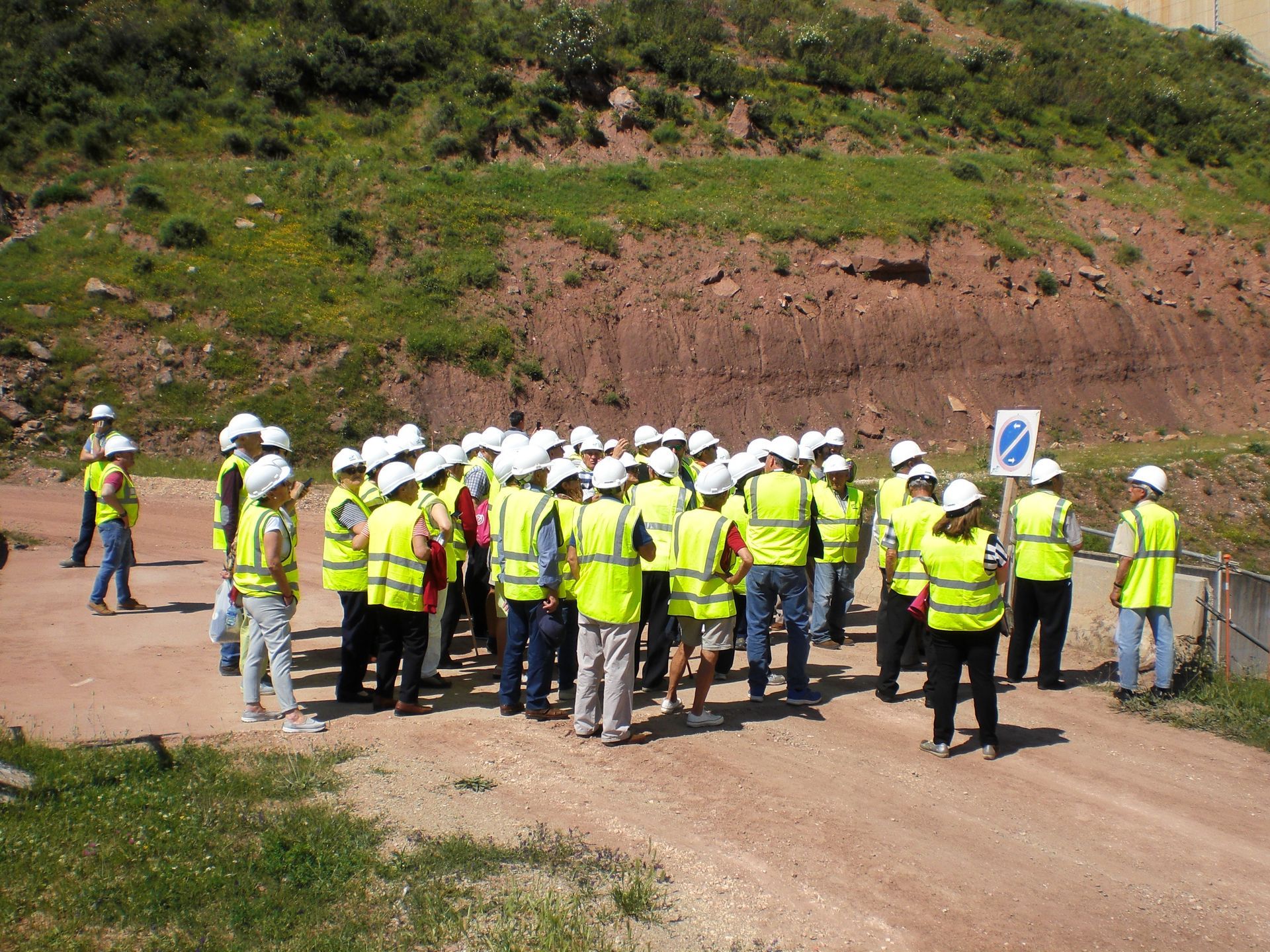 EXCURSIÓN VISITA PANTANO DE CASTROVIDO